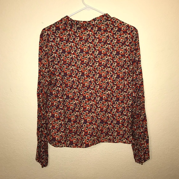 Floral Top - Picture 2 of 4